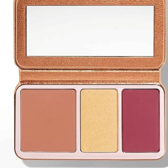 Anastasia Beverly Hills Tropical Getaway Face Palette - Picture 2 of 8